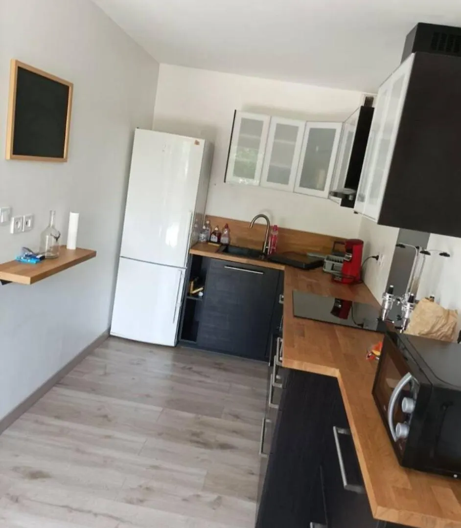Lägenhet Appartement Quartier Beauregard A Rennes Avec Terrasse